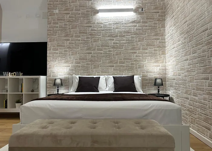 No Name Prestige Apartament Bolonia